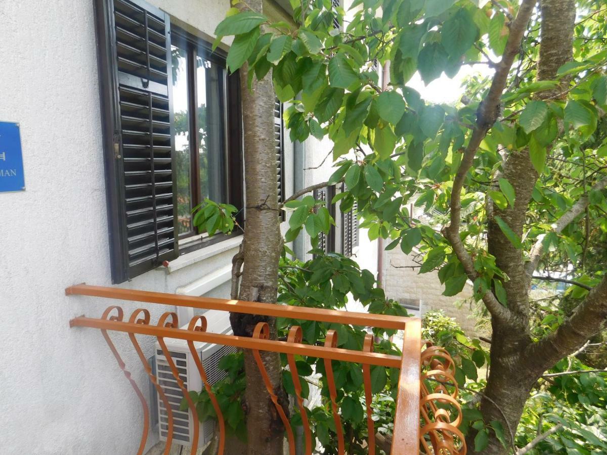 Apartment Artusi Pula Extérieur photo